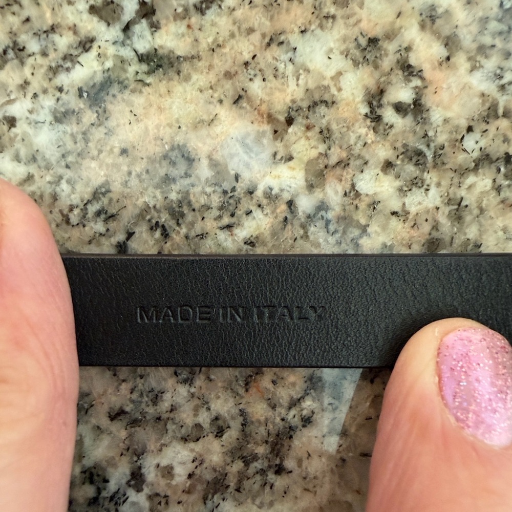 Salvatore Ferragamo Leather Wrap Bracelet - Picture 5 of 9